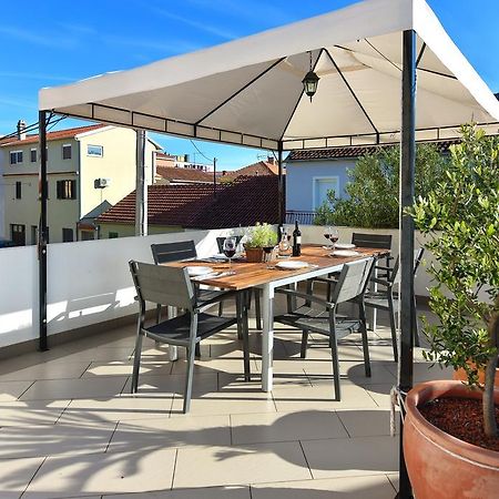 Apartments Cala Biograd Na Moru Exteriör bild
