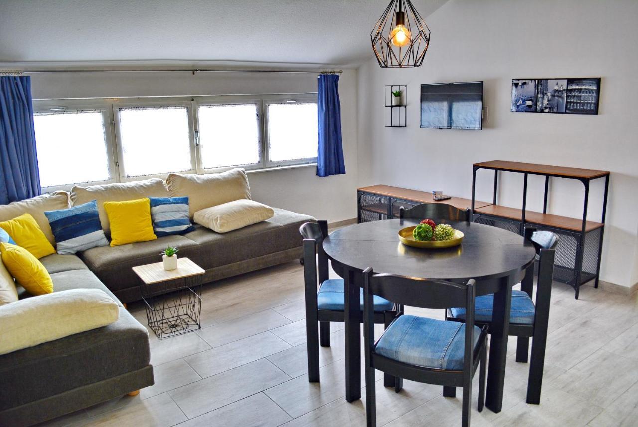 Apartments Cala Biograd Na Moru Exteriör bild